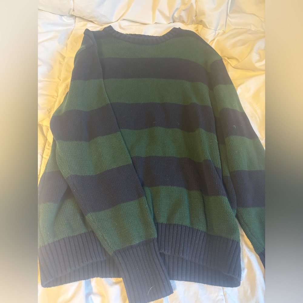 Brandy Melville sweater